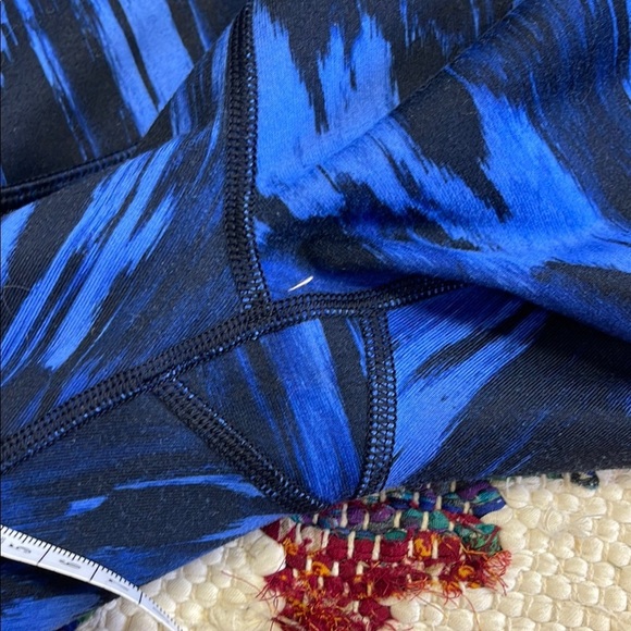 Lululemon Athletica Blue Patterned Leggings High-Rise Stretch - Picture 5 of 5